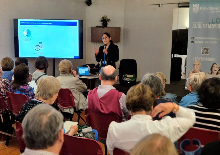 Charla en Providencia